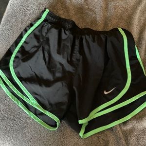 Nike can running shorts
